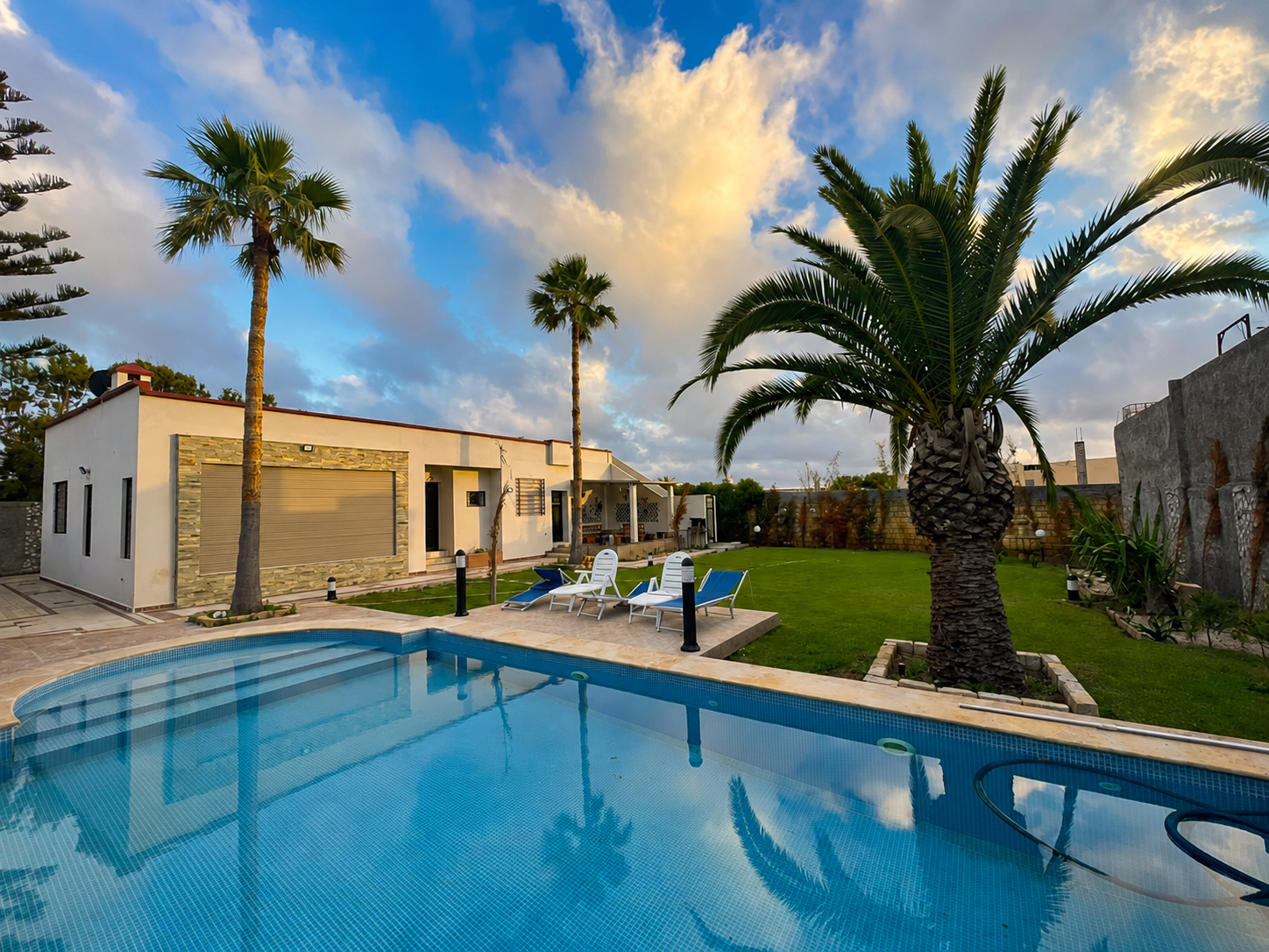 Villa avec piscine et jardin suivie par Chez Nous